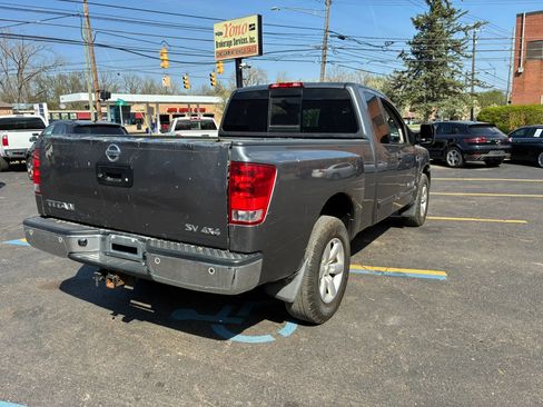 Used 2014 Nissan Titan SV AWD/4WD image 5