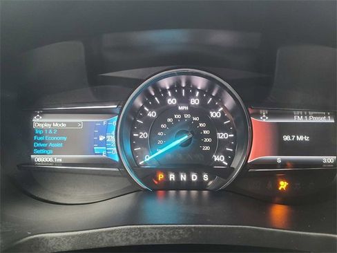 Used 2018 Ford Explorer XLT w/ Equipment Group 202A image 25