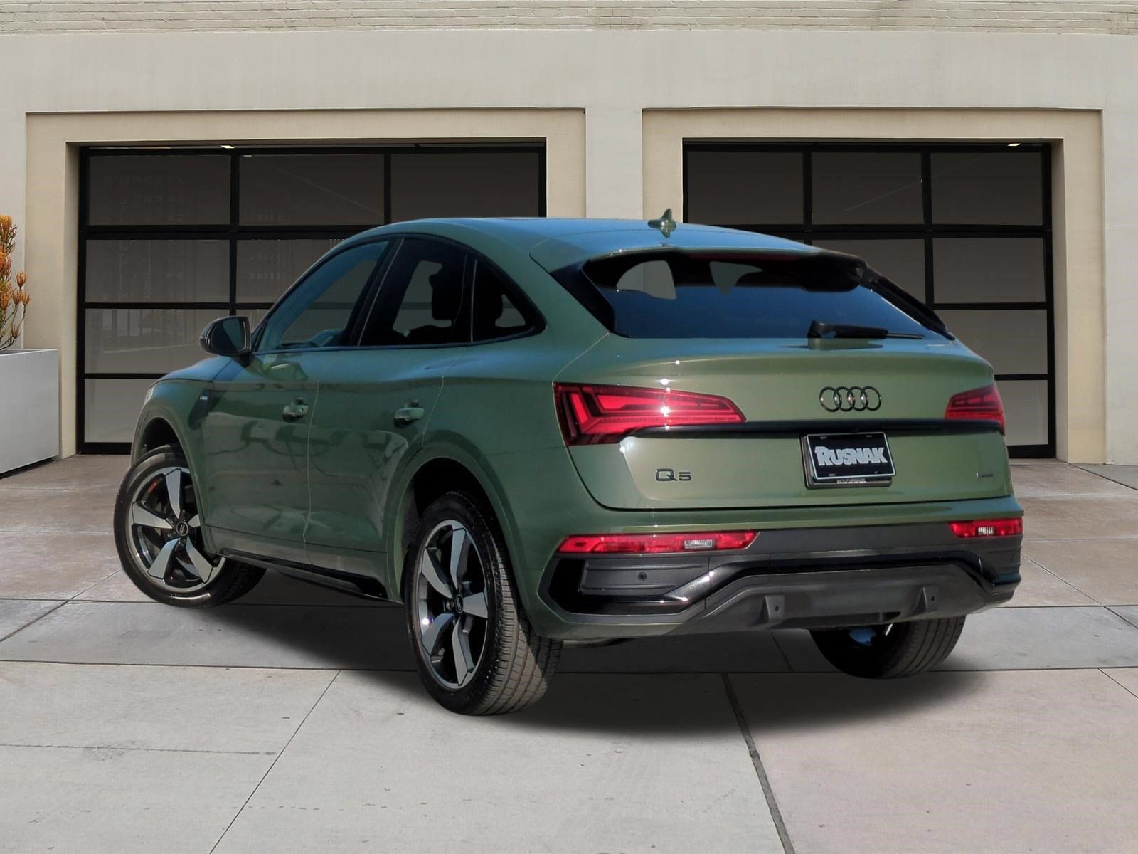 Used 2023 Audi Q5 2.0T Premium Plus w/ Premium Plus Package AWD/4WD image 2