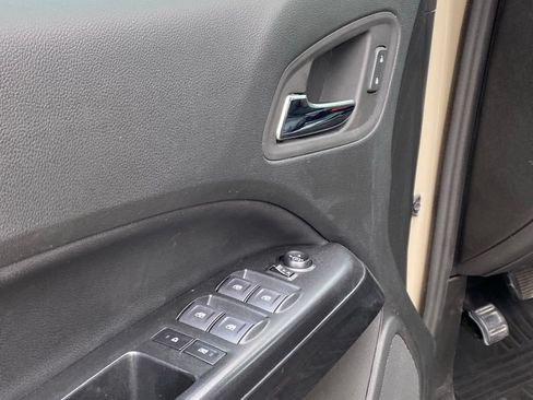 Used 2022 GMC Canyon AT4 w/ Trailering Package AWD/4WD image 11