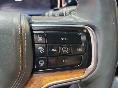 Used 2022 Jeep Grand Wagoneer Series II w/ Convenience Group III image 33