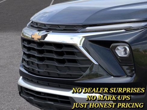 New 2026 Chevrolet TrailBlazer LT w/ Driver Confidence Package FWD image 13