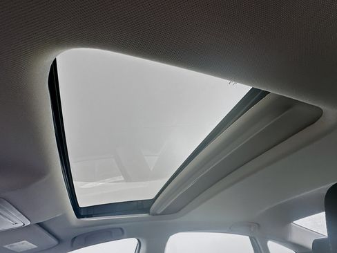 Used 2025 Honda Accord SE image 25