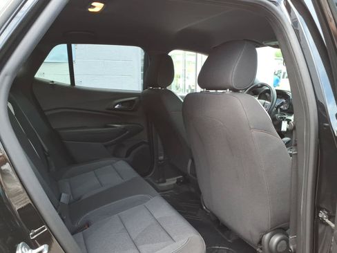 Certified 2024 Chevrolet Trax RS w/ Driver Confidence Package FWD image 22