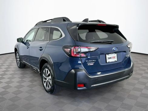 Used 2024 Subaru Outback Premium AWD/4WD image 7