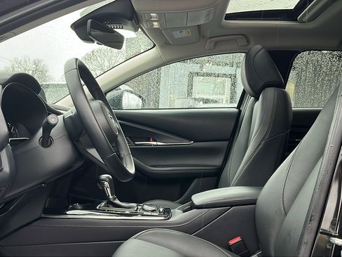Certified 2025 MAZDA CX-30 AWD 2.5 S w/ Preferred Package image 10
