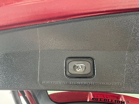 Used 2018 Ford Explorer XLT w/ Equipment Group 201A image 46