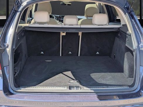 Used 2021 Mercedes-Benz GLC 300 image 30