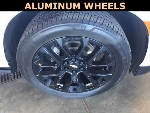 Used 2022 Chevrolet Suburban High Country w/ Max Trailering Package image 11