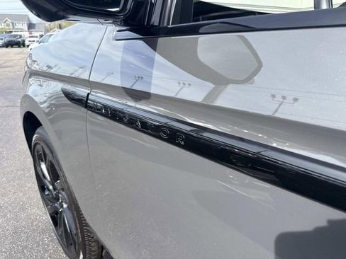 Used 2025 Lincoln Navigator Black Label AWD/4WD image 16