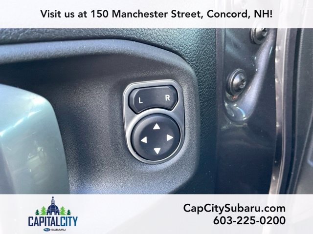 Used 2022 Jeep Wrangler Sport AWD/4WD image 12