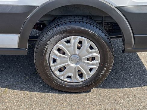 Used 2023 Ford Transit 350 XLT image 14