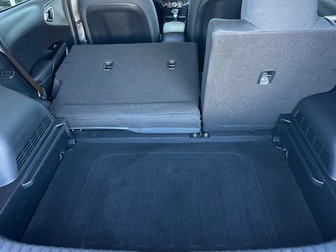 Used 2023 Kia Soul LX w/ LX Technology Package FWD image 15