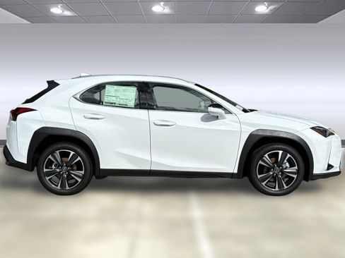 New 2026 Lexus UX 300h FWD image 7