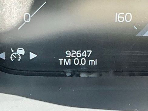 Used 2019 Volvo XC90 T6 Momentum w/ Advanced Package AWD/4WD image 32