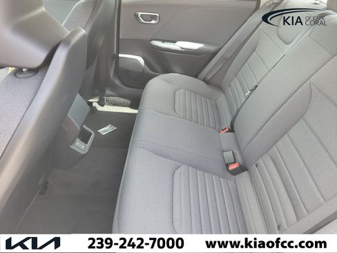 New 2025 Kia K4 EX FWD image 12