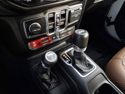 Used 2020 Jeep Wrangler Unlimited Rubicon image 4