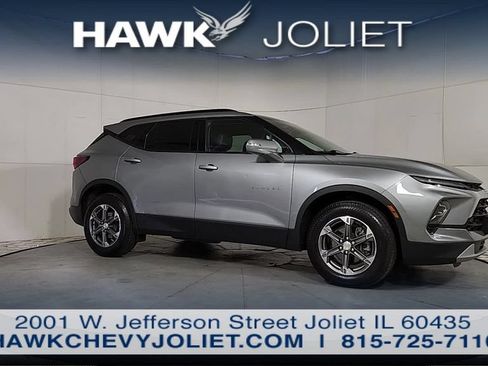 Used 2023 Chevrolet Blazer LT FWD image 9