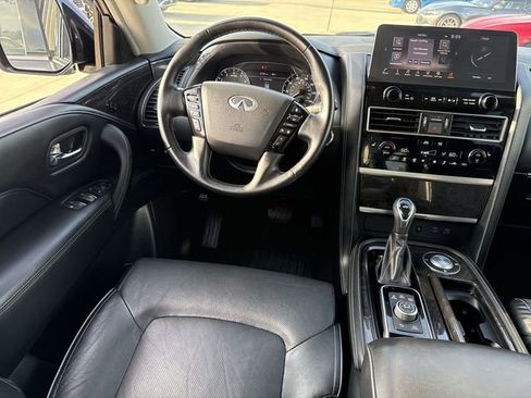 Used 2024 INFINITI QX80 Luxe RWD image 10