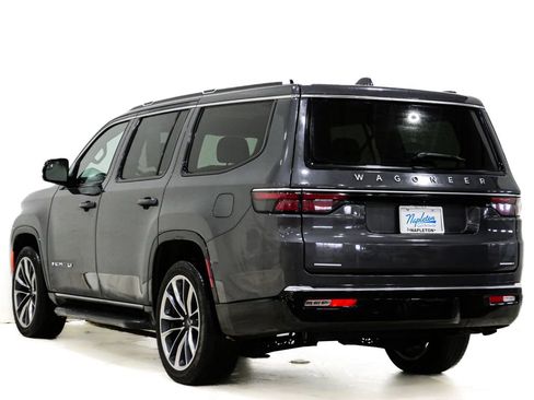 Used 2022 Jeep Wagoneer Series II w/ Premium Group I image 8