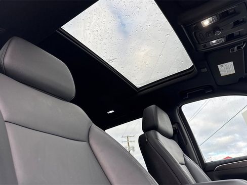 Used 2021 Chevrolet Tahoe LT image 16