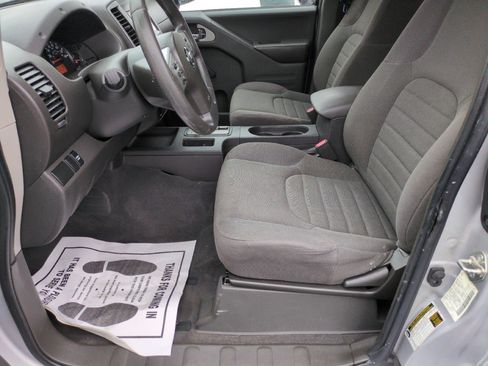 Used 2019 Nissan Frontier S RWD image 13