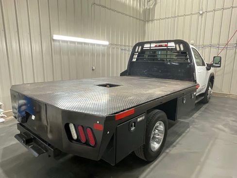 Used 2024 GMC Sierra 3500 SLE w/ SLE Convenience Package image 20