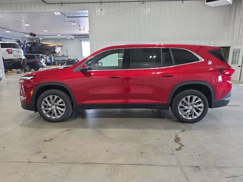 Used 2026 Buick Enclave Preferred AWD/4WD image 5