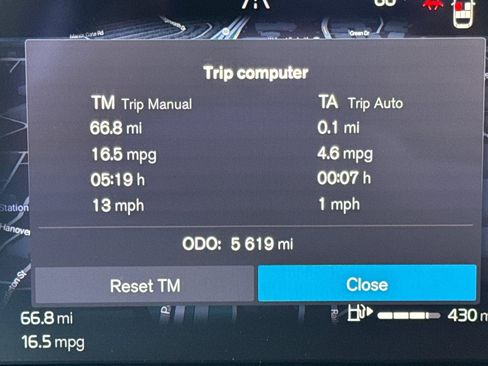 Certified 2025 Volvo XC60 B5 Core w/ Protection Package Premier image 30