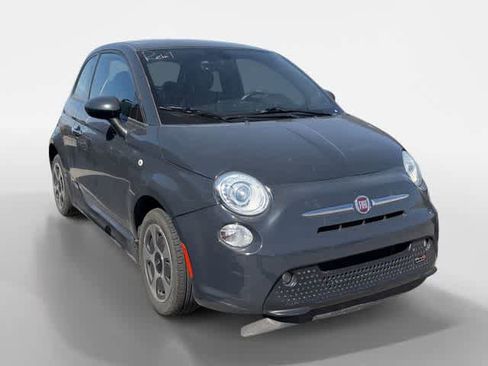 Used 2016 FIAT 500 e image 2