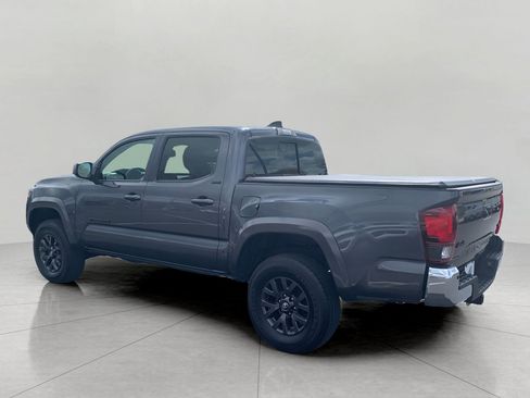 Used 2023 Toyota Tacoma SR5 AWD/4WD image 5