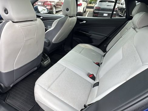Used 2021 Volkswagen ID.4 Pro S w/ Gradient Package AWD/4WD image 14