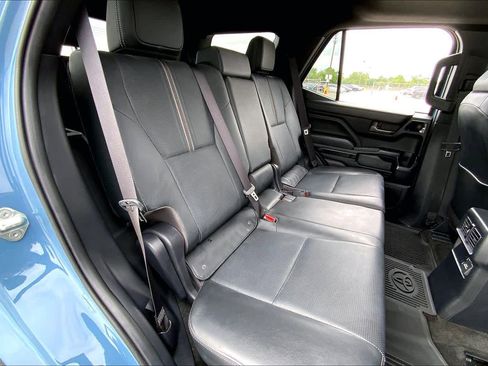 Certified 2025 Toyota 4Runner Limited AWD/4WD image 19