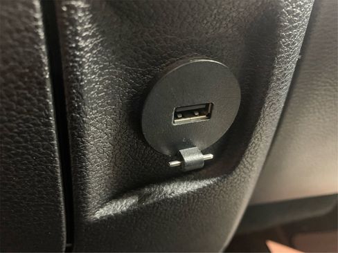 Used 2016 RAM 1500 Outdoorsman image 30