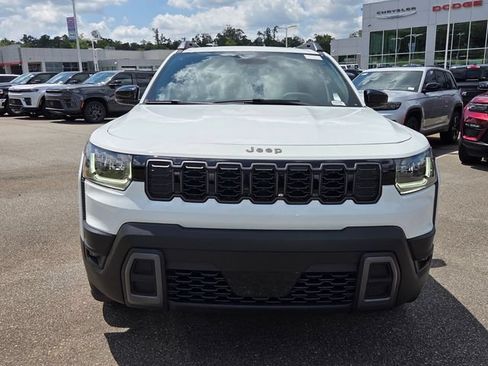Used 2026 Jeep Cherokee Limited AWD/4WD image 2