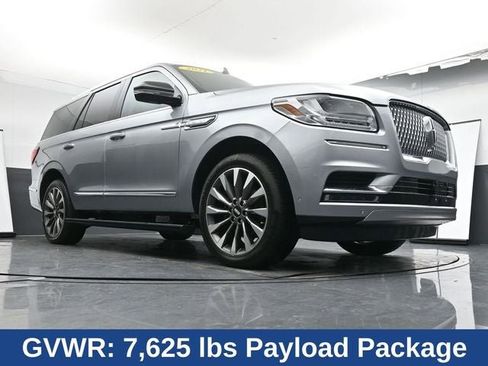 Used 2021 Lincoln Navigator Reserve image 28
