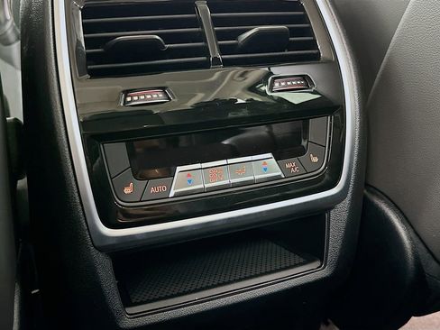 New 2026 BMW X7 xDrive40i image 33