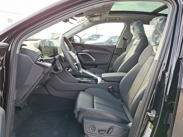 Used 2025 Audi Q5 Premium Plus w/ Premium Plus AWD/4WD image 9