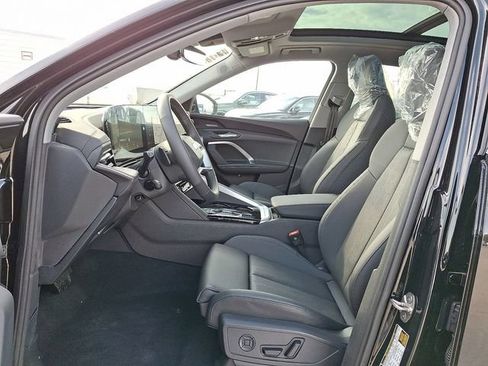 Used 2025 Audi Q5 Premium Plus w/ Premium Plus AWD/4WD image 9
