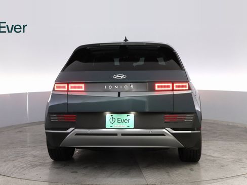 Used 2024 Hyundai Ioniq 5 SEL image 13