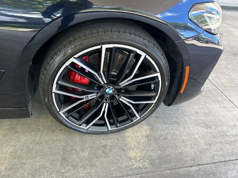 Used 2023 BMW 540i w/ M Sport Package RWD image 19