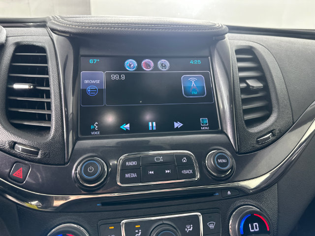 Used 2014 Chevrolet Impala LT w/ Convenience Package FWD image 10