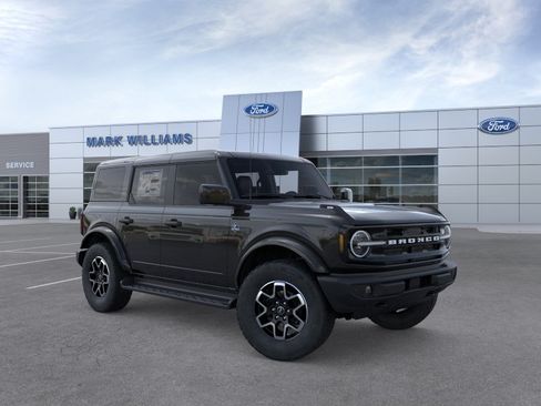 New 2026 Ford Bronco Outer Banks AWD/4WD image 7