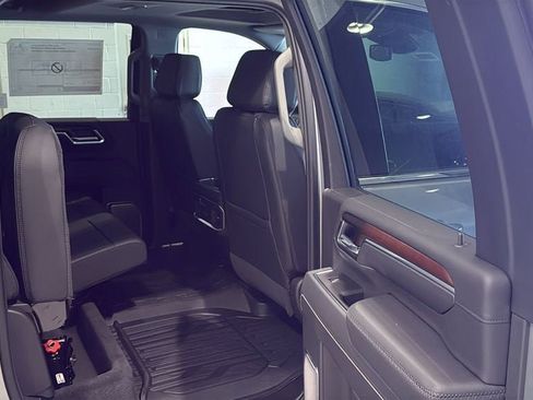 New 2026 GMC Sierra 2500 Denali AWD/4WD image 14