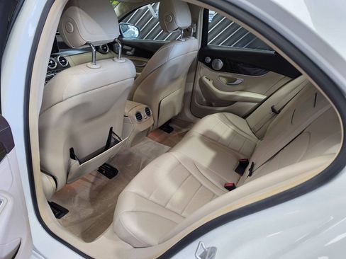 Used 2015 Mercedes-Benz C 300 4MATIC Sedan image 29