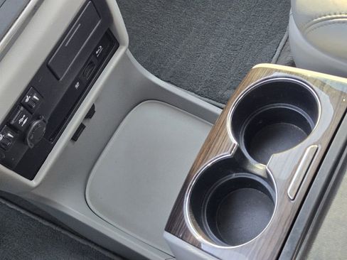 Used 2018 Toyota Sienna XLE Premium image 19