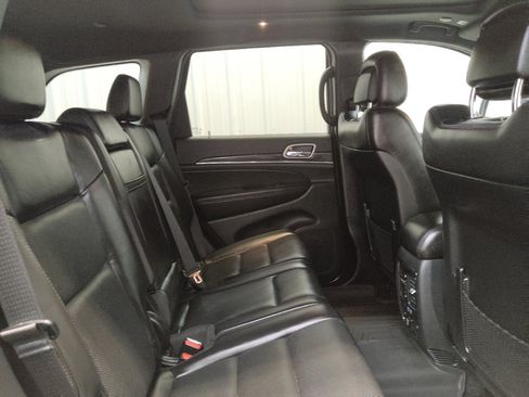 Used 2020 Jeep Grand Cherokee Limited w/ Luxury Group II AWD/4WD image 19