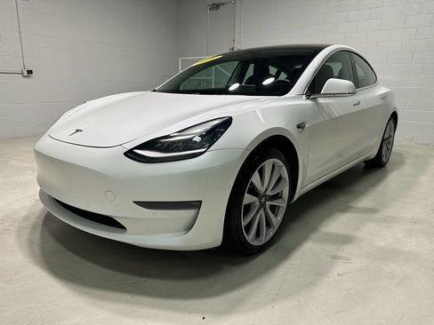 Used 2020 Tesla Model 3 Long Range AWD/4WD image 16