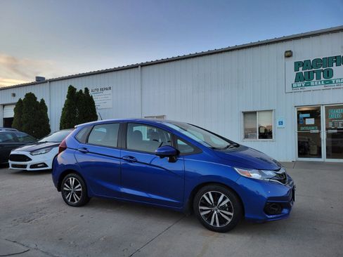 Used 2019 Honda Fit EX image 9