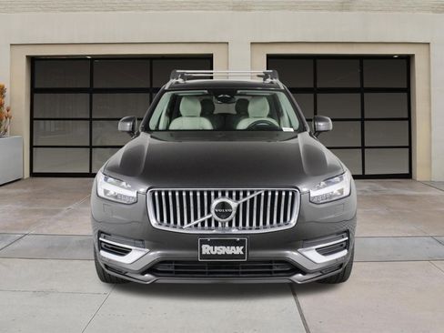 Certified 2023 Volvo XC90 T8 Ultimate AWD/4WD image 6